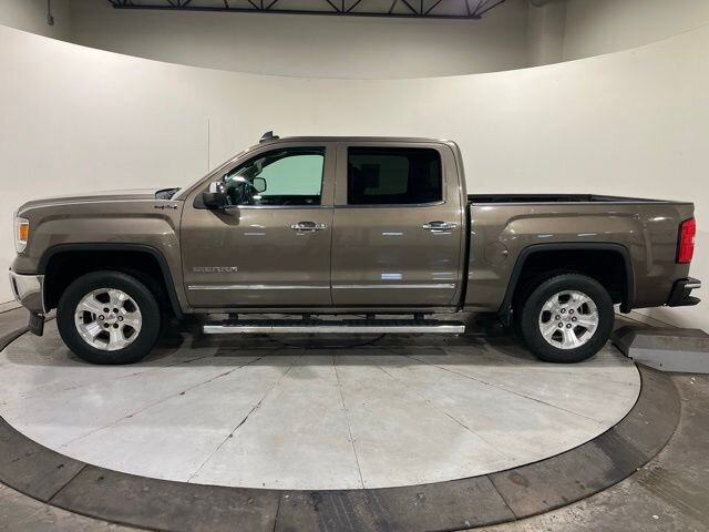 
 2015 GMC Sierra 1500 SLT full									