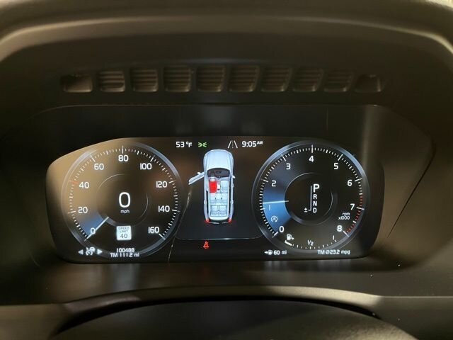 
 2020 Volvo XC90 T5 Momentum full									