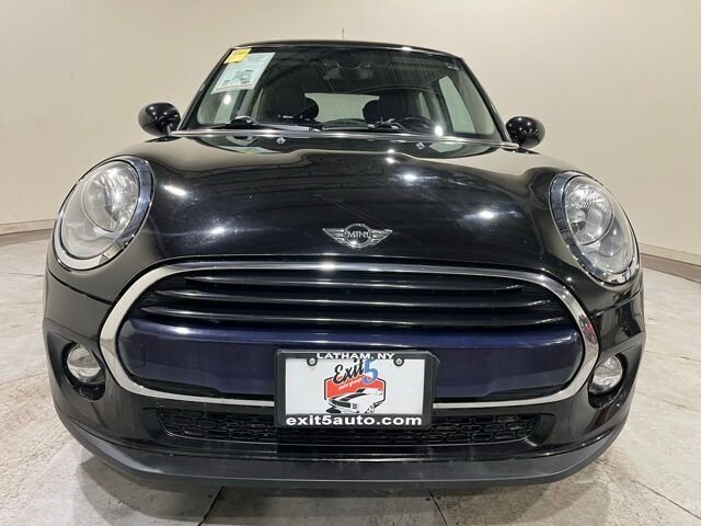 
 2017 MINI Cooper 3-door Base full									