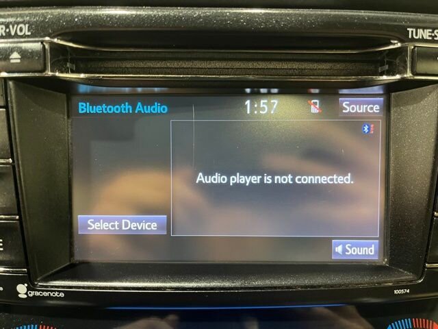 
 2017 Toyota RAV4 XLE full									