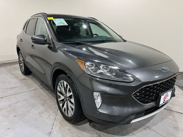 
 2020 Ford Escape Hybrid Titanium Hybrid full									