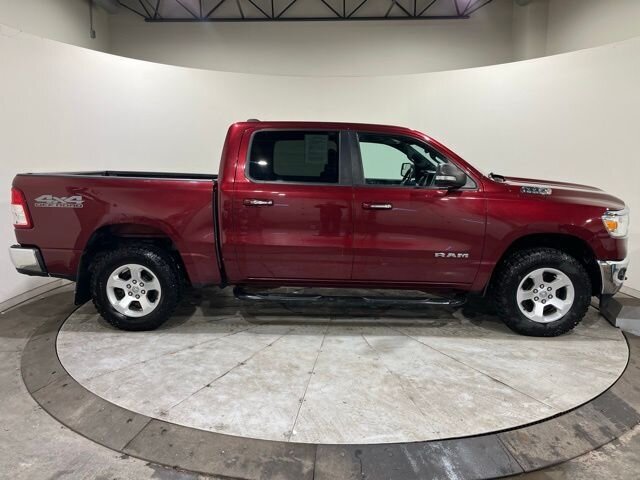 
 2019 RAM 1500 Big Horn/Lone Star w/ Apple Car Play full									