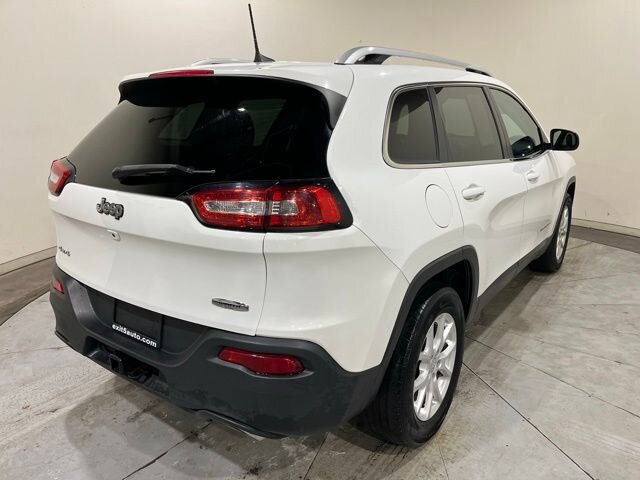
 2017 Jeep Cherokee Latitude full									