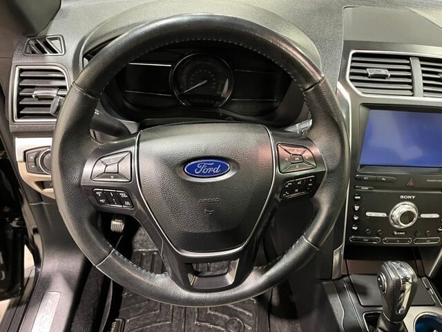 
 2019 Ford Explorer Limited full									