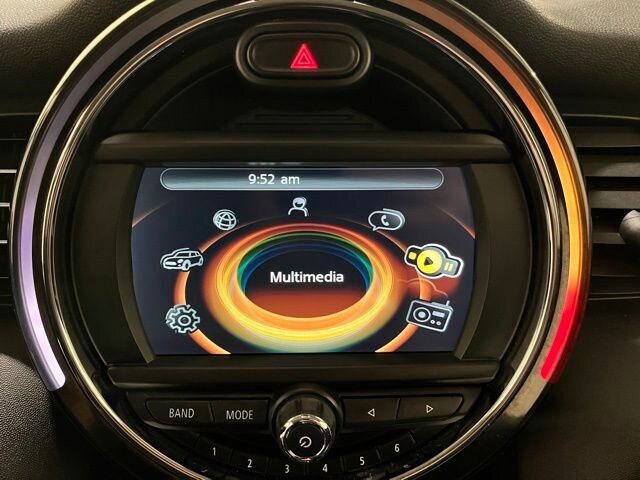 
 2017 MINI Cooper 3-door Base full									