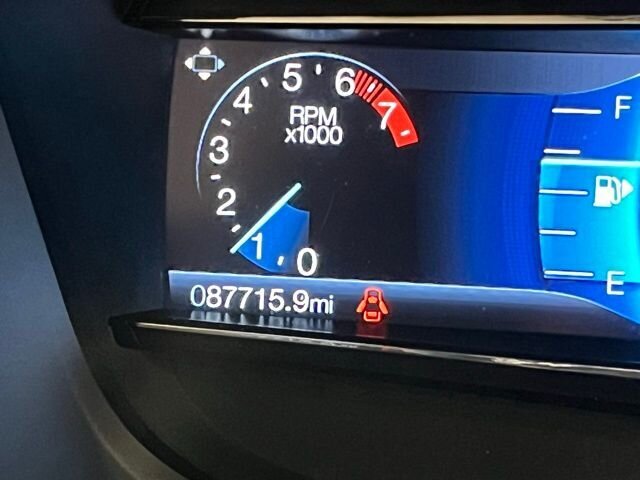 
 2019 Ford Explorer Limited full									