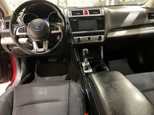 
 2017 Subaru Outback 2.5i Premium full									