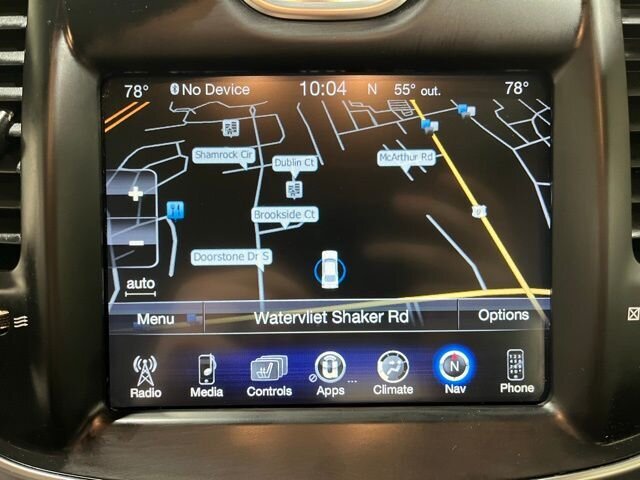 
 2016 Chrysler 300 Series Limited full									