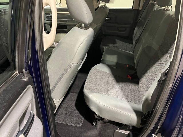 
 2016 RAM 1500 Big Horn full									