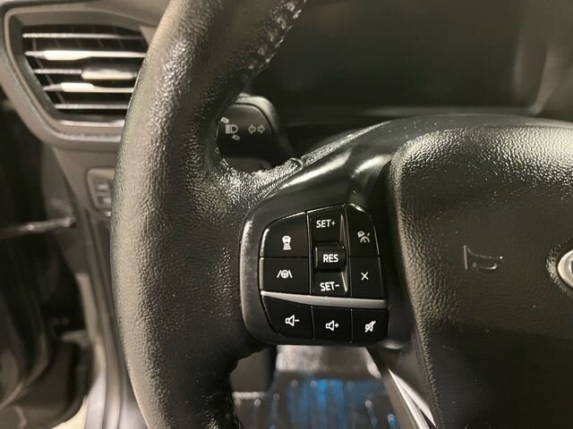 
 2020 Ford Escape Hybrid Titanium Hybrid full									