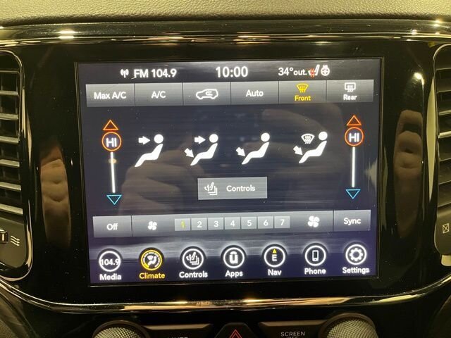 
 2020 Jeep Grand Cherokee Altitude full									