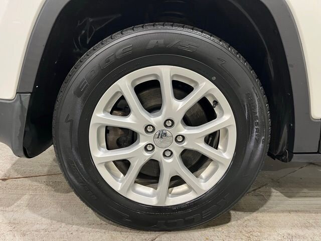 
 2017 Jeep Cherokee Latitude full									