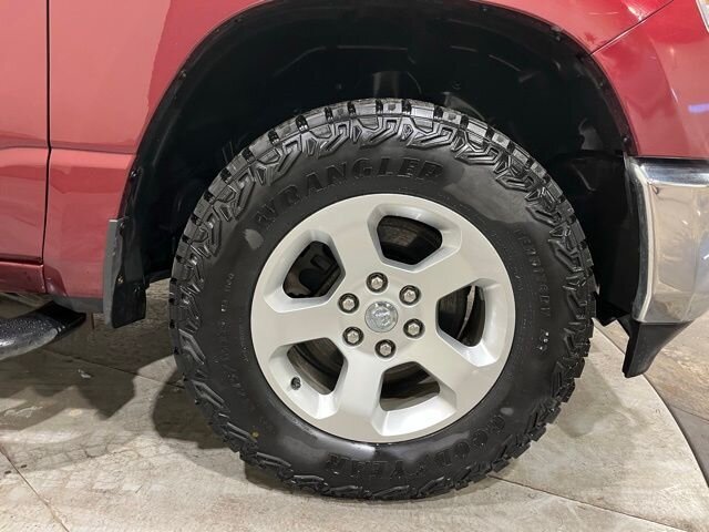 
 2019 RAM 1500 Big Horn/Lone Star w/ Apple Car Play full									