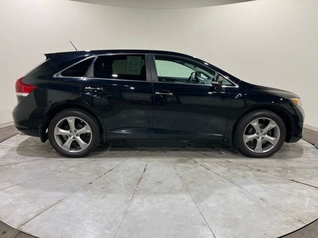 
 2014 Toyota Venza XLE full									