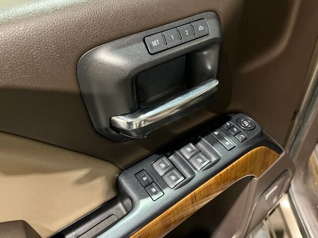 
 2015 GMC Sierra 1500 SLT full									