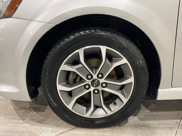 
 2018 Chevrolet Sonic LT Manual full									