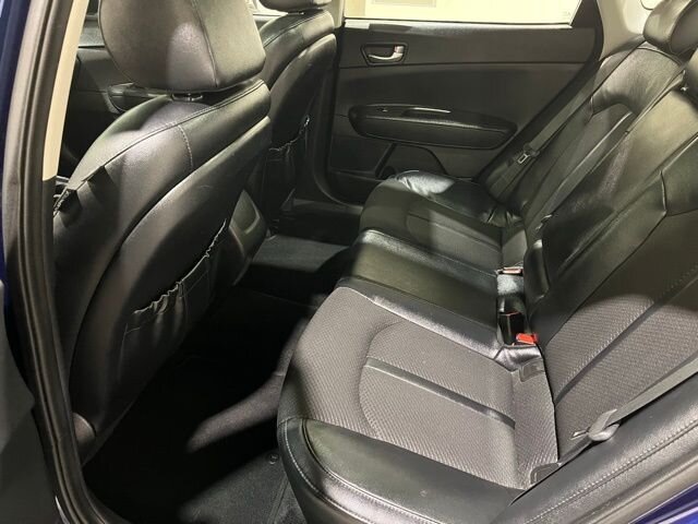 
 2018 Kia Optima S full									