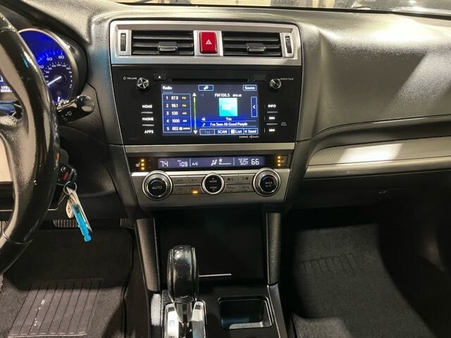 
 2017 Subaru Outback 2.5i Premium full									