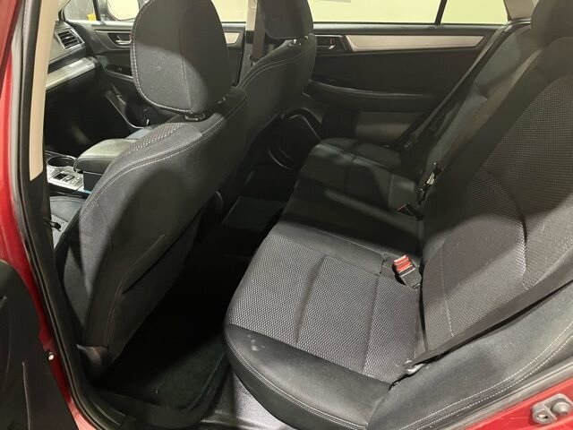 
 2017 Subaru Outback 2.5i Premium full									