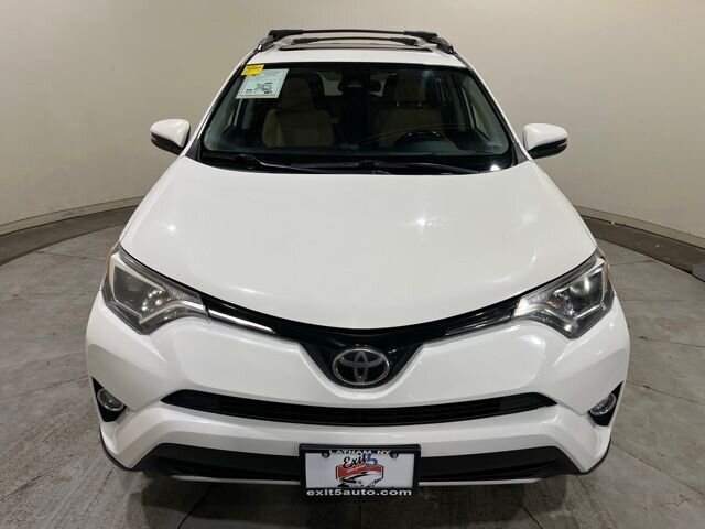 
 2017 Toyota RAV4 XLE full									