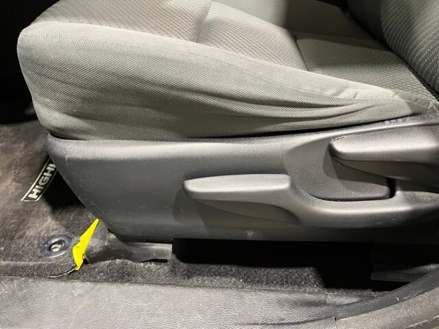 
 2018 Toyota Highlander LE full									