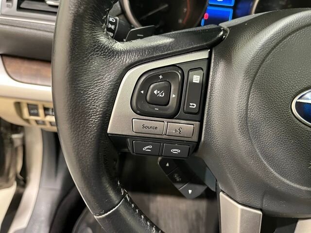 
 2016 Subaru Outback 2.5i Limited full									