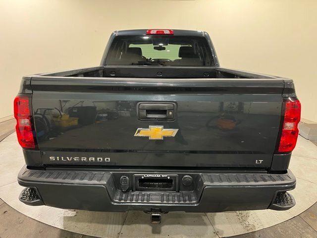 
 2017 Chevrolet Silverado 1500 LT LT2 full									