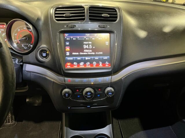 
 2017 Dodge Journey Crossroad full									