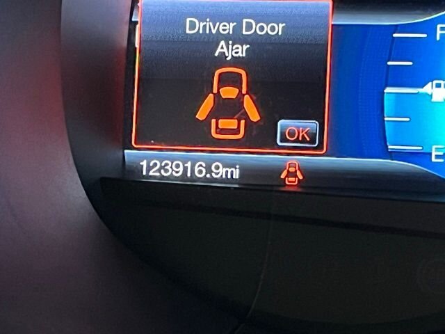 
 2017 Ford Edge Titanium full									