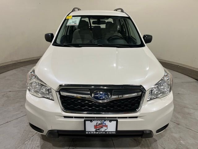 
 2016 Subaru Forester 2.5i full									