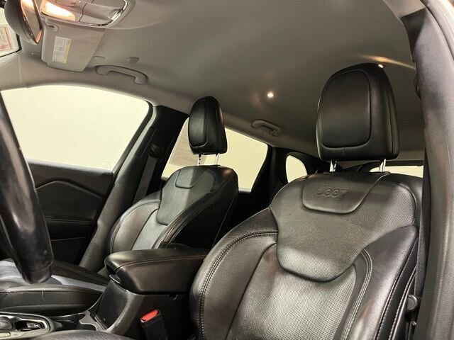 
 2020 Jeep Cherokee Limited full									