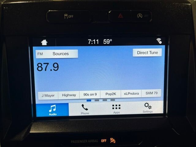 
 2019 Ford F-150 XLT full									