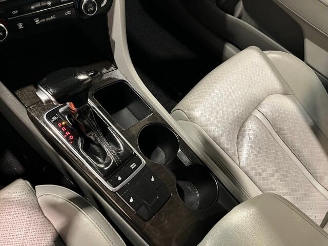 
 2016 Kia Optima EX full									