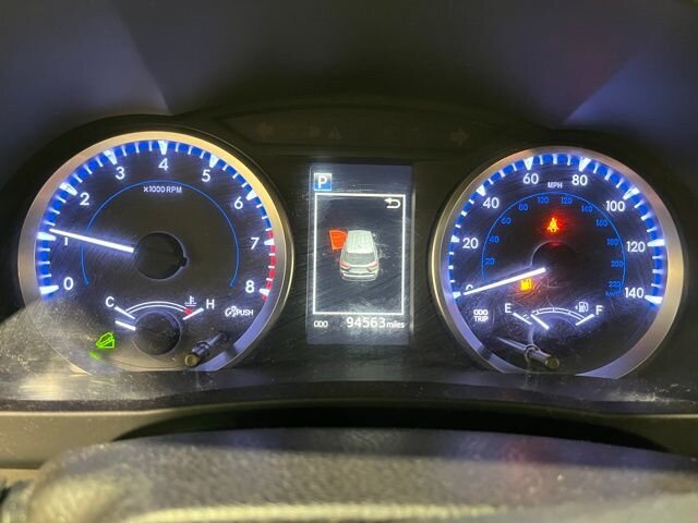 
 2018 Toyota Highlander LE full									