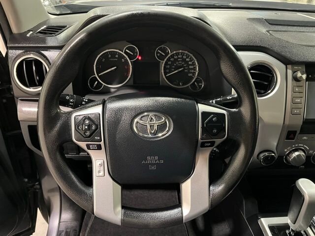 
 2016 Toyota Tundra SR5 full									