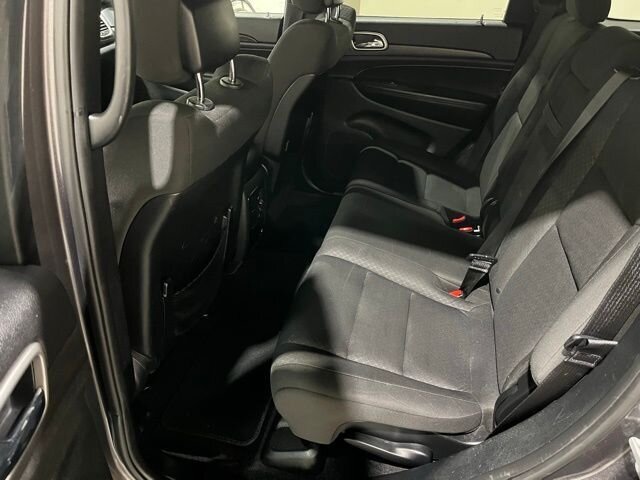 
 2018 Jeep Grand Cherokee Laredo E full									