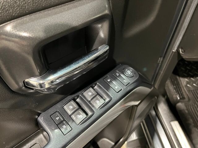 
 2017 Chevrolet Silverado 1500 LT LT2 full									