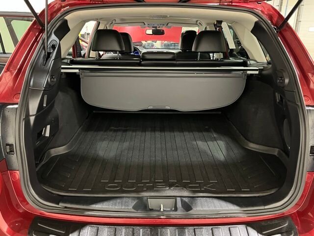 
 2016 Subaru Outback 2.5i Limited full									