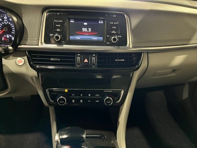 
 2016 Kia Optima EX full									