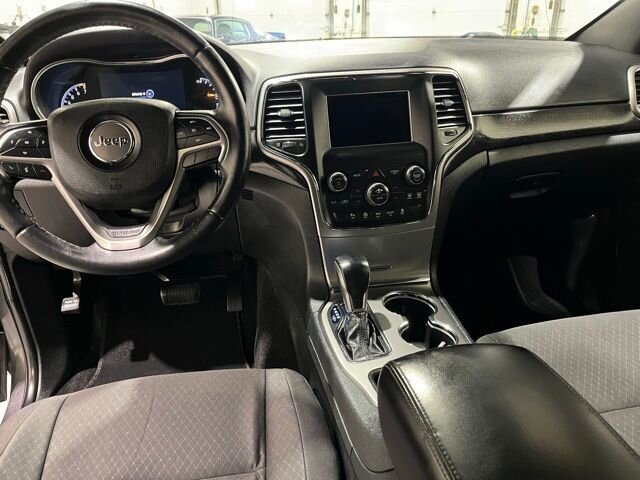 
 2018 Jeep Grand Cherokee Laredo E full									