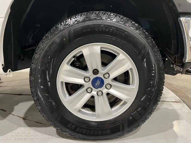 
 2019 Ford F-150 XLT full									