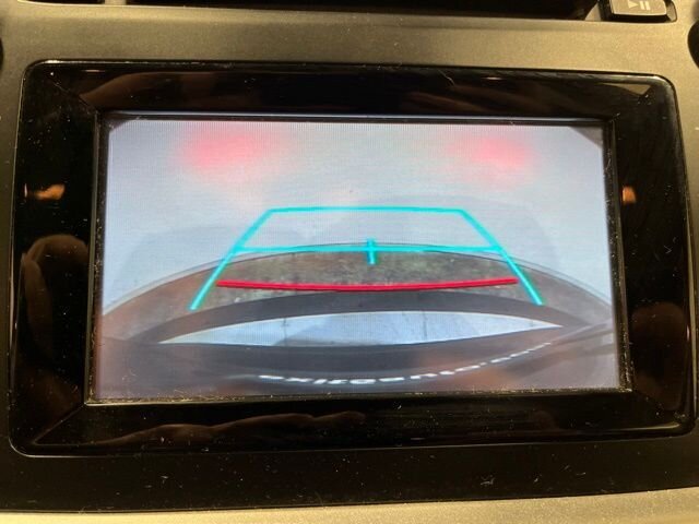 
 2018 Toyota Highlander LE full									