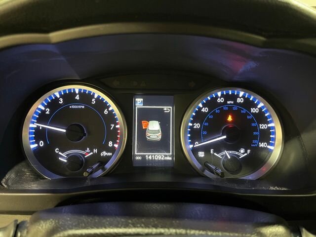 
 2018 Toyota Highlander LE full									