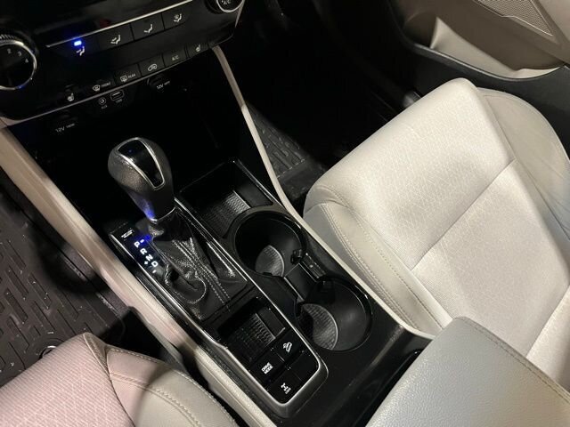 
 2018 Hyundai TUCSON SEL full									