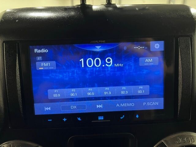 
 2017 Jeep Wrangler Willys Wheeler full									