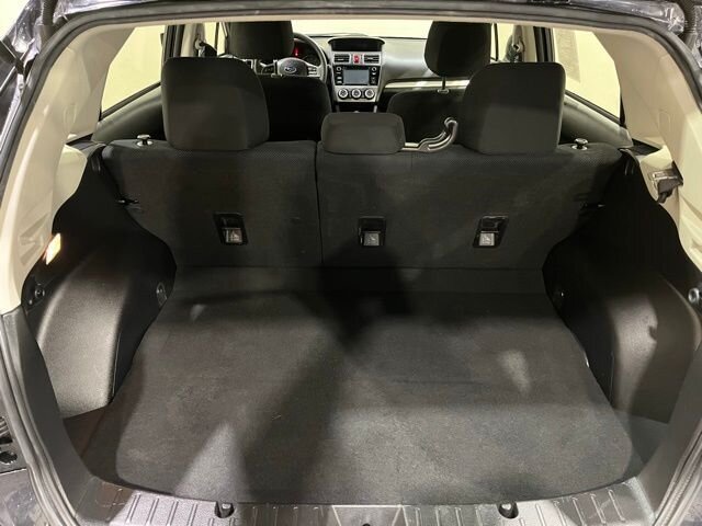 
 2015 Subaru Impreza 2.0i Premium full									