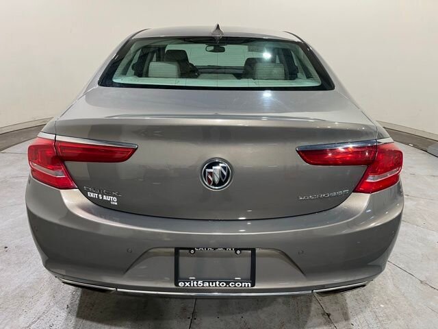 
 2017 Buick LaCrosse Preferred full									