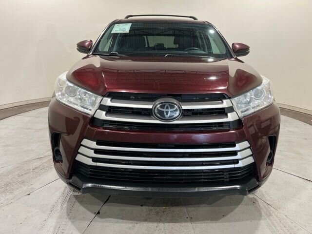 
 2018 Toyota Highlander LE full									