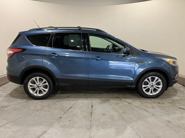 
 2018 Ford Escape SE full									