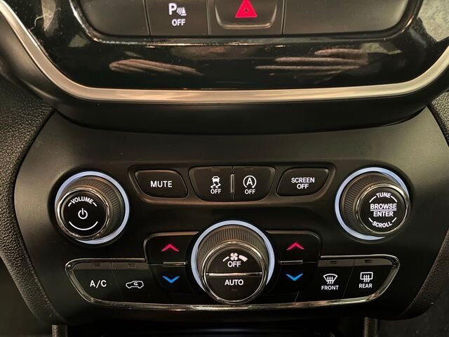 
 2020 Jeep Cherokee Limited full									